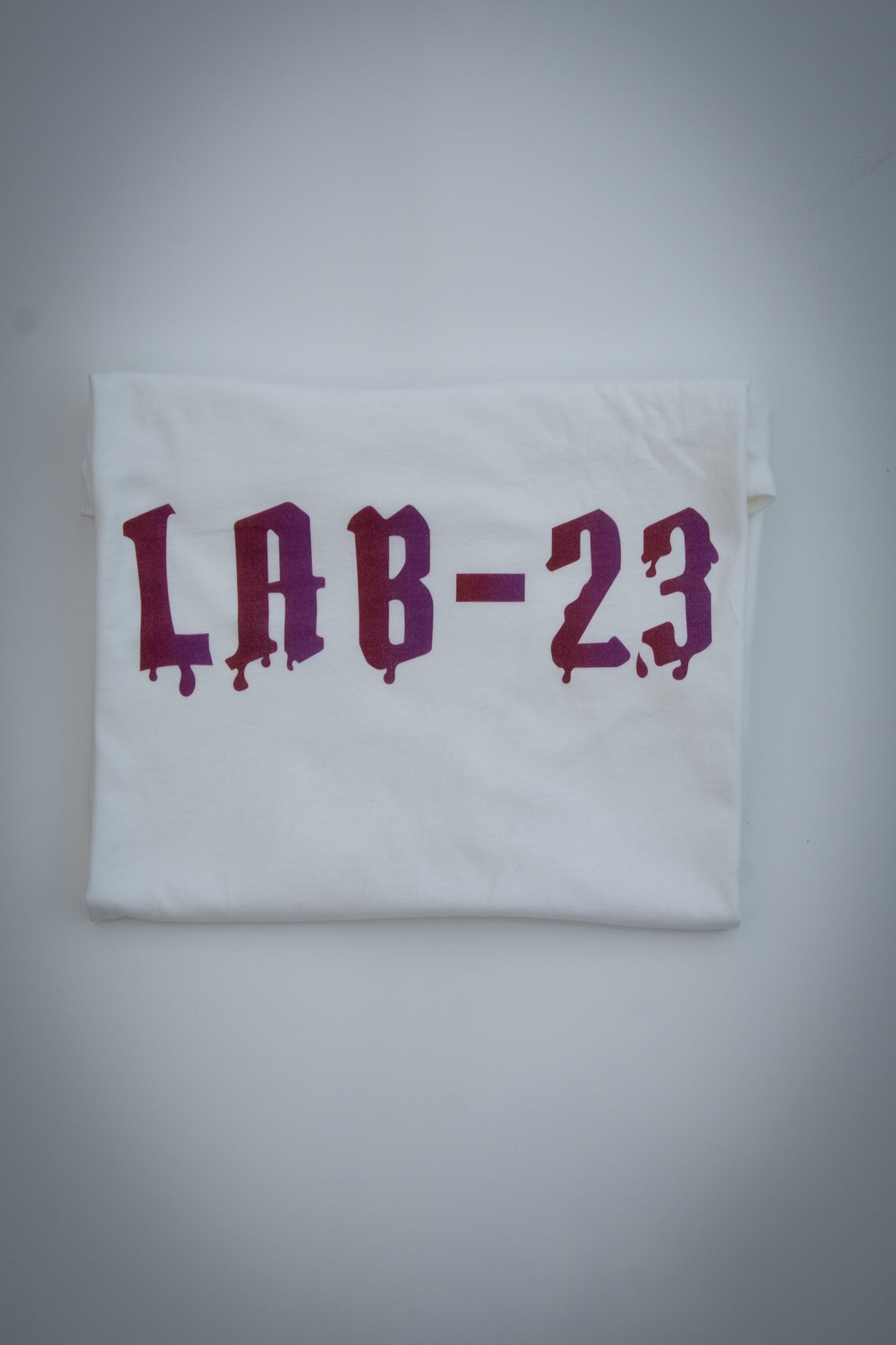 LAB-23 White short sleeve T-shirt